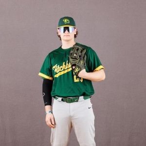 Meet your Posher, Bailey